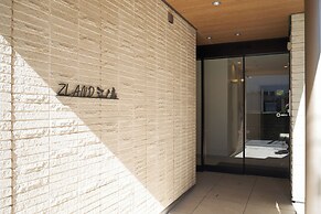 Z LAND Enoshima by Tranova
