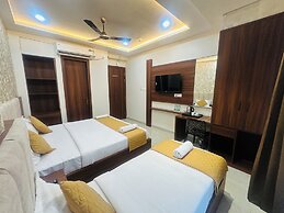 Hotel Deep Palace