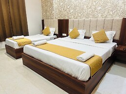 Hotel Deep Palace