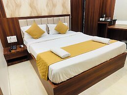 Hotel Deep Palace