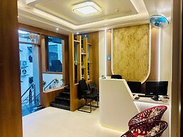 Hotel Deep Palace
