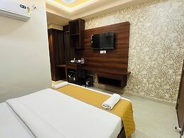 Hotel Deep Palace