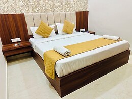 Hotel Deep Palace