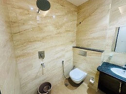 Hotel Deep Palace