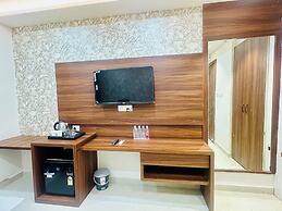 Hotel Deep Palace