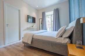 Design 18 Charming Rooms