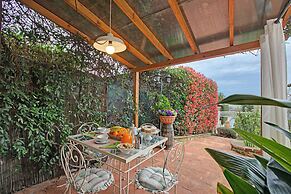 Francigena Pergola Apartment Shared Pool