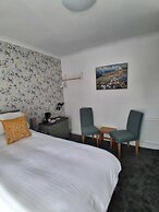 The Barbican Hotel