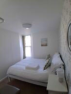 The Barbican Hotel