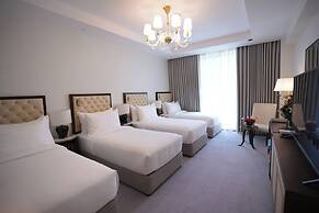 Peninsula Worth Hotel