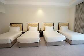 Peninsula Worth Hotel