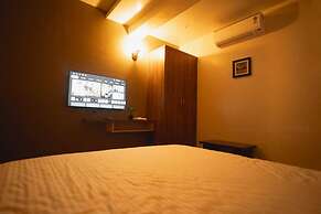 Sejal Wolrd Lodging