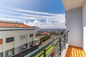 Ivana Apartment by HR Madeira