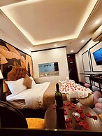 Majestik Hotel