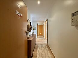 Albufeira Modern 7 by Homing