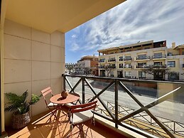 Albufeira Modern 7 by Homing