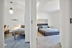 Quiet Oasis In Riva Heart