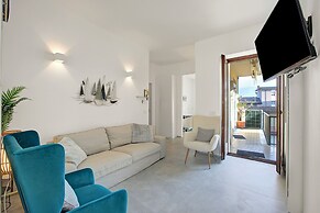 Quiet Oasis In Riva Heart