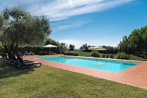 Green Hill Apt In Tuscan Countryside
