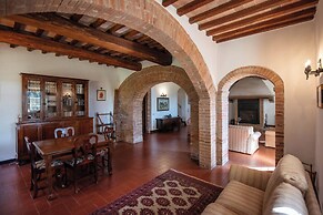 Green Hill Apt In Tuscan Countryside