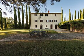 Green Hill Apt In Tuscan Countryside