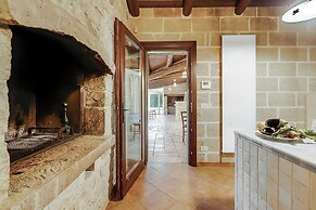 Masseria Pitorre With Pool