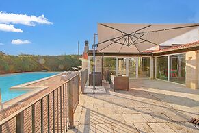 Masseria Pitorre With Pool