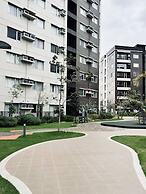 Ultra-modern Urban Getaway