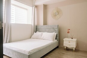 Room-spacious Barkada Gathering