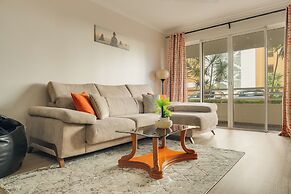 Steven Apartment by HRM
