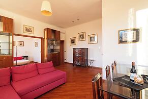 Esquilino Lightsome Apartment