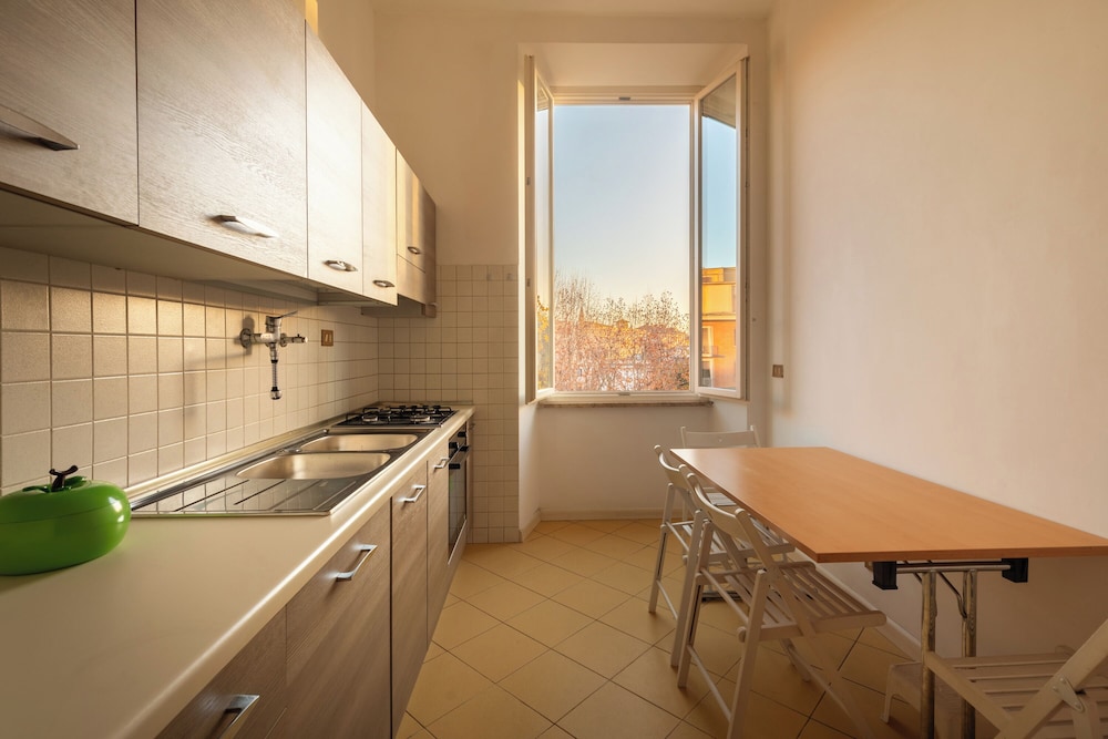 Esquilino Lightsome Apartment
