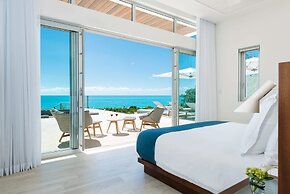 Luxurious Oceanfront Villa Infinity Pool Plunge