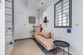 Athens Genesis Luxury Suites