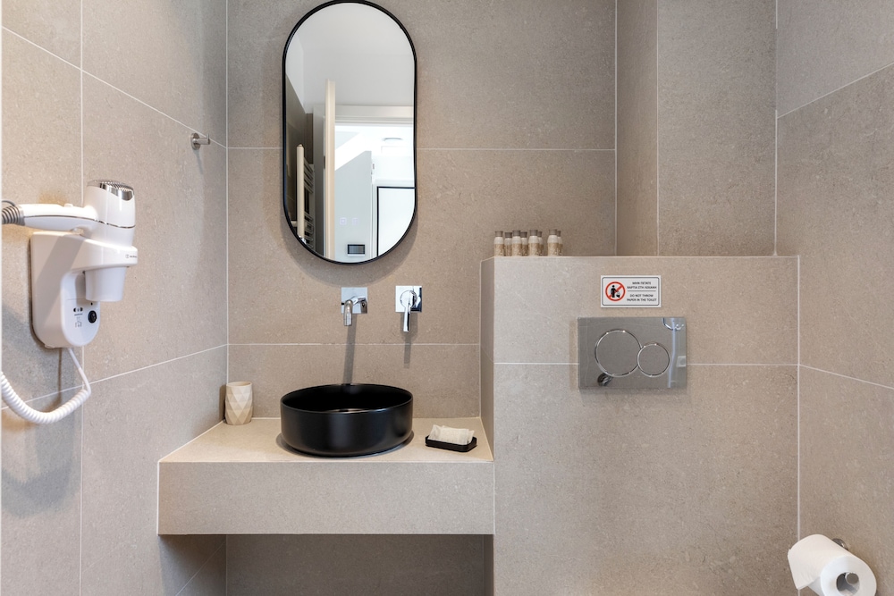 Athens Genesis Luxury Suites