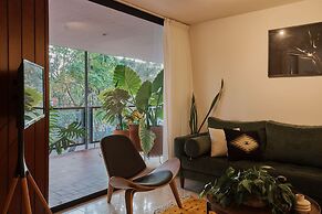 21 Wonderful Apartment Location Design Balcony AC