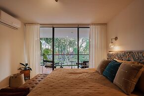 21 Wonderful Apartment Location Design Balcony AC