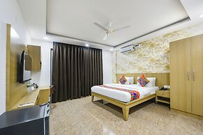 Luxe 8 Stayz