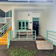 Molly's Hostel