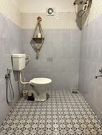 Molly's Hostel