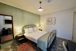 ALAZ URLA ROOMS