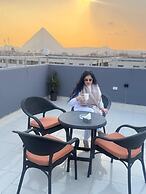Phoenix Pyramids View Inn