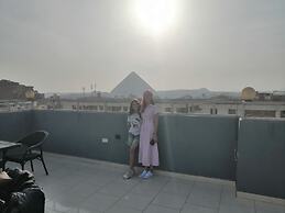 Phoenix Pyramids View Inn