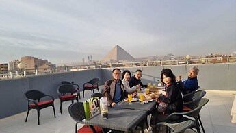 Phoenix Pyramids View Inn