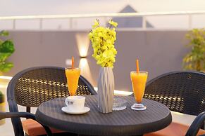 Phoenix Pyramids View Inn
