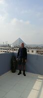 Phoenix Pyramids View Inn