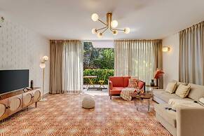 Stylish 2BR With Pool Near Candolim and Coco Beach