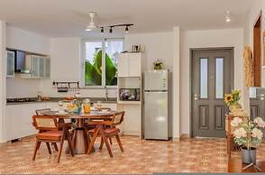 Stylish 2BR With Pool Near Candolim and Coco Beach