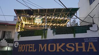 Hotel Moksha