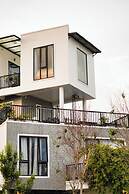 Be Youth Villa
